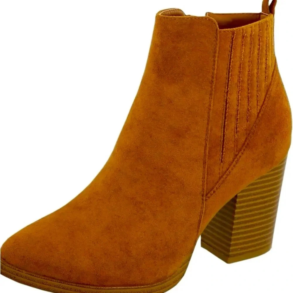 PLEATHER BOOTIES IN CAMEL size 6 1/2 - Picture 6 of 6